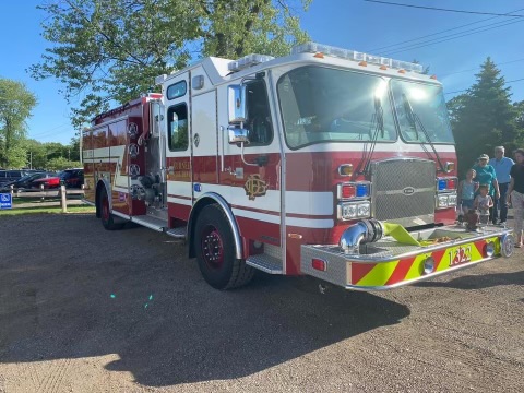 photo of a Gurnee Firetruck